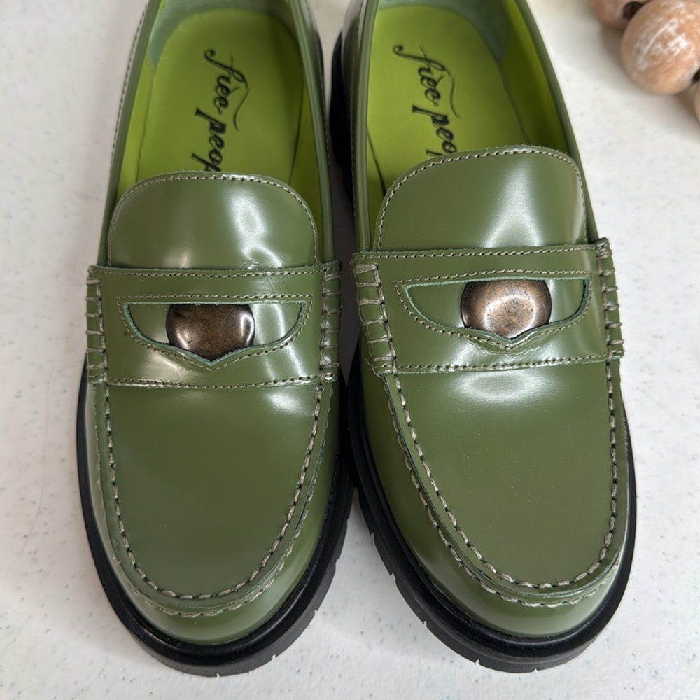 Free People Liv Loafer (Serpent Green) 6/36 - Picture 9 of 12